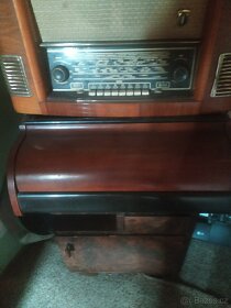 Prodám stará rádia - 2