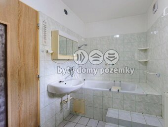 Prodám rodinný dům v Cheb-Podhrad - 2