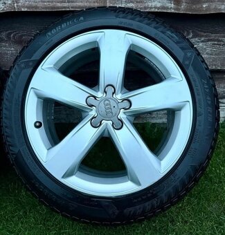 Hviezdicové pukličky krytky kolies do AUDI elektrónov - 2