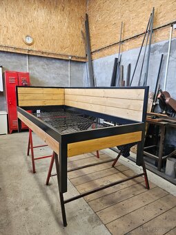 Masivní postel z kovu - 2