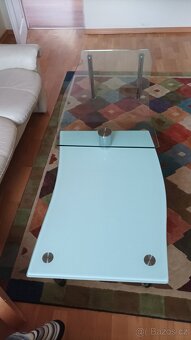 Skleněný konferenční stolek - 2