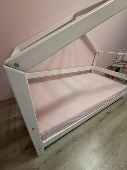 Domeckova postel - 2