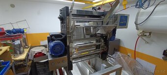 Včelařské vybavení - 2