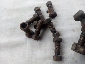 volha uaz gaz aro - 2