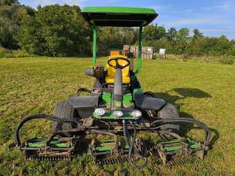 John Deere 8700 vřetenová sekačka - 2