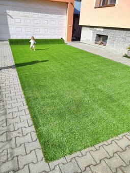 Umělý trávník výška 35mm za krásnou cenu 290 Kč/m² - 2