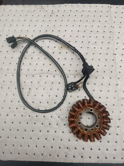 Stator zapalování Suzuki Burgman 400 - 2