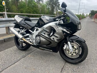 Honda Cbr 900 Rr fireblade - 2