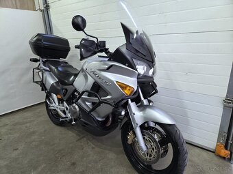Honda XL 1000 V Varadero - 2