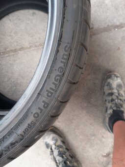 Letní 275/30 r21 - 2