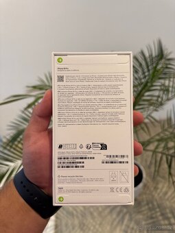 iPhone 16 Pro 256 GB Natural Titanium Nový - 2