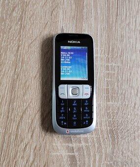 TLAČÍTKOVÝ MOBILNÍ TELEFON NOKIA 2630 (RM-298) - 2
