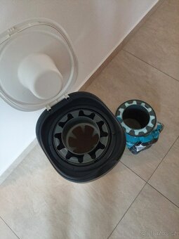 Tommee Tippee Twist & Click Koš na pleny bílý - 2