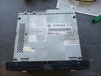 Radio s Navi VW 1T0035680A - 2