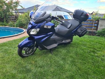 ✅ Suzuki Burgman 650 Executive, velký cesťák jako nový - 2