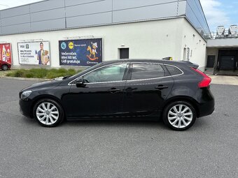 Volvo V40 D4 AUT/Polestar - 147 kW/servis. kn./v ČR-1. maj. - 2