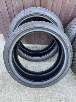 Falken zimní 225/40 R18 - 98% - 2