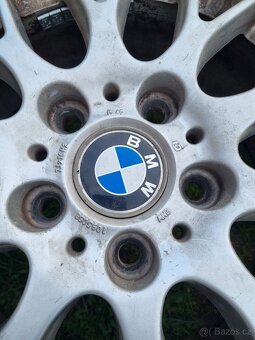 Koupím 1ks nebo prodám 3+1 poškozené BMW 7Jx16 IS46 - 2
