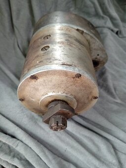 Dynamo Bosch 6V - 2