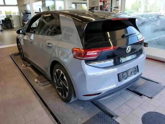 Volkswagen ID.3 Pro Performance,matrix,tepelko,kamera,výhřev - 2