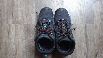 Outdoorové kotníkové boty KEEN v.37 - 2