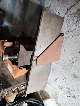 Cirkulárka s hoblíkem - 2