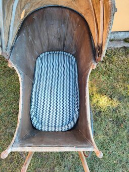 Starožitný proutěný kočárek č. 888 - 2