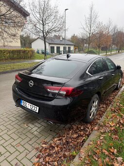 Opel Insignia 2.0 CDTI 154 kW 4x4 Automat, 2018–plná výbava - 2