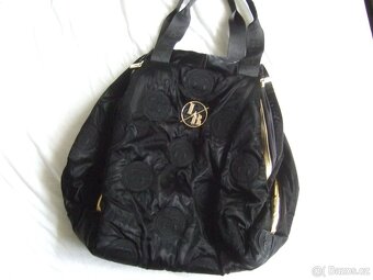 Kabelka černá. - 2