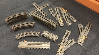 SADA VLÁČKŮ JAKKS PACIFIC POWER TRAIN - 2