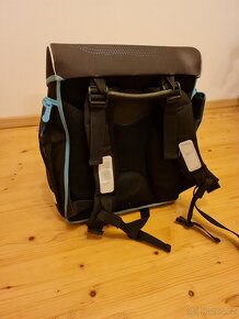 Kvalitní lehká školní aktovka prvňák, druhák - 2