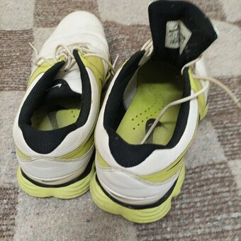 Tenisky NIKE vel 10.5 - 2