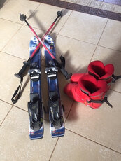 Prodám dětský lyžařský set- lyže+vázání-hole+lyžařské boty - 2