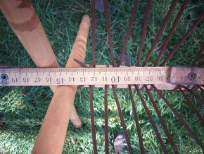 Stojánek na tiskoviny - 2