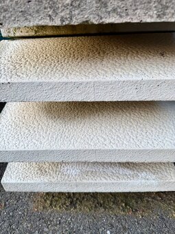 Betonová stříška na zídky a plotové dílce - 2