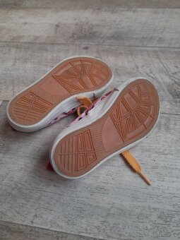 Boty 25 - 2