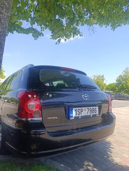 Toyota Avensis - 2