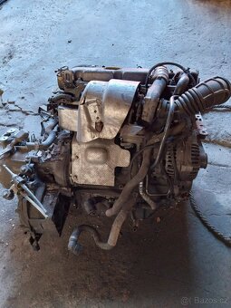 Motor a převodovka Opel Vectra C-2.2 dti - 2
