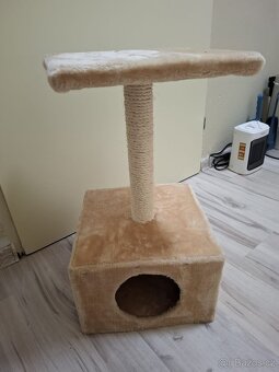Boudička se škrábadlem pro kočku - 2