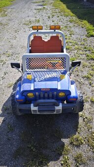 Dětské elektrické autíčko Peg Pérego - 2