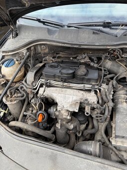 Vw passat b6 2.0 TDi 125kw - 2
