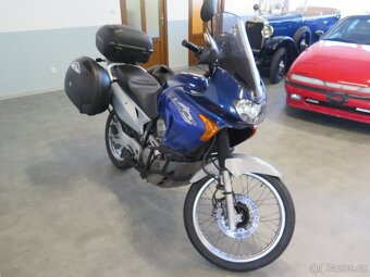 Honda XL 650V TRANSALP, kufry, výhřev rukojetí - 2
