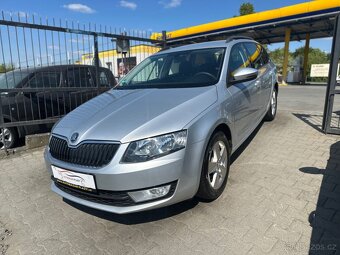 Škoda Octavia 1.4TSi PO SERVISU, VÝHŘEV SED. - 2