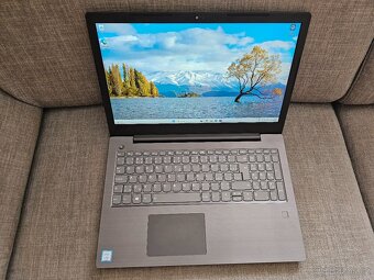 Lenovo V330-15IKB - 15,6", i5 8250U, 12GB, 1TB SSD - 2