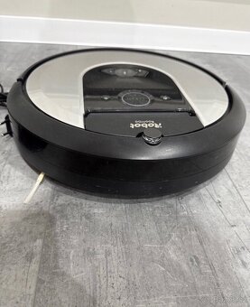 Irobot roomba i7 - 2