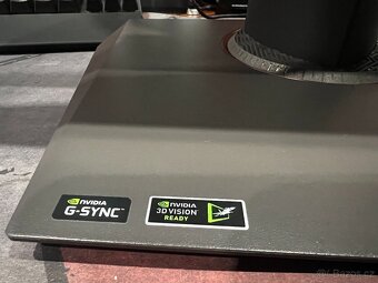Herní LCD monitor ASUS ROG PG278Q G-Sync, 27", 2K WQHD, 144 - 2