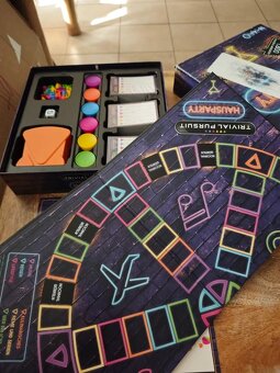 Winning Moves Trivial Pursuit XL - Domácí párty - Kvíz - Věk - 2