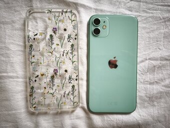Krásný iPhone 11 Green 128GB - 2