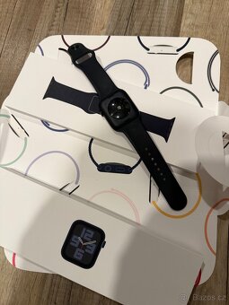 Apple Watch SE 44mm gen2 - nejnovější . - 2