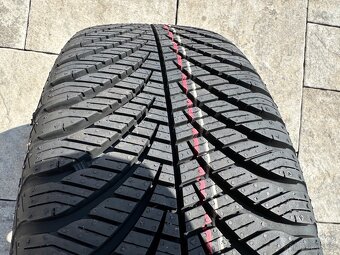 Plechový disk s pneu GoodYear 5x100 185/60/15 - 2
